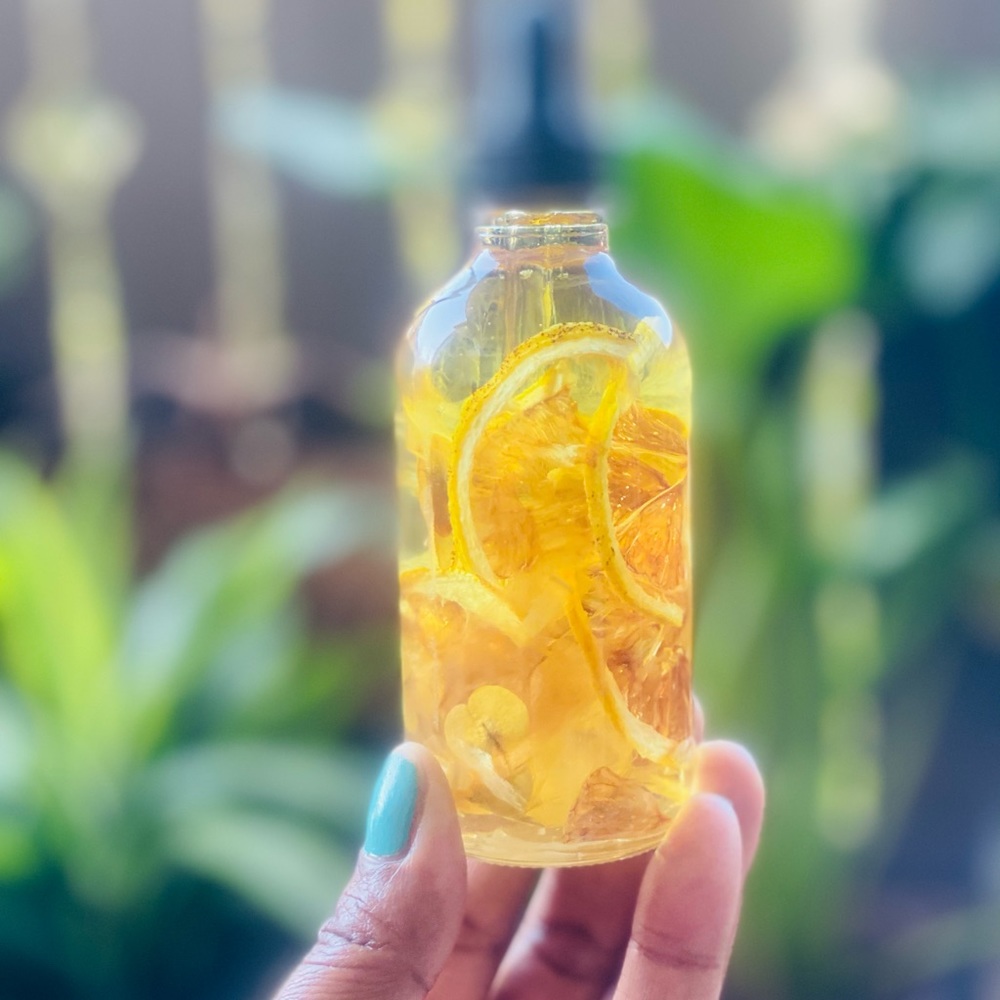 4 oz. Infused Organic Jade Lemon Oil - Picture 2 of 3